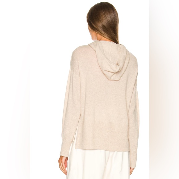 Weekend Stories Aubrianna Recycled Cashmere Hoodie in Heather Oatmeal Size XS - Picture 2 of 8